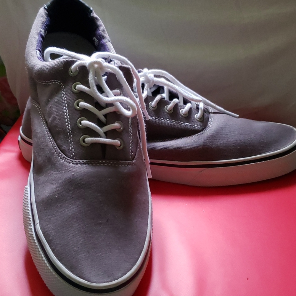 Men's Bass boat shoes 13M